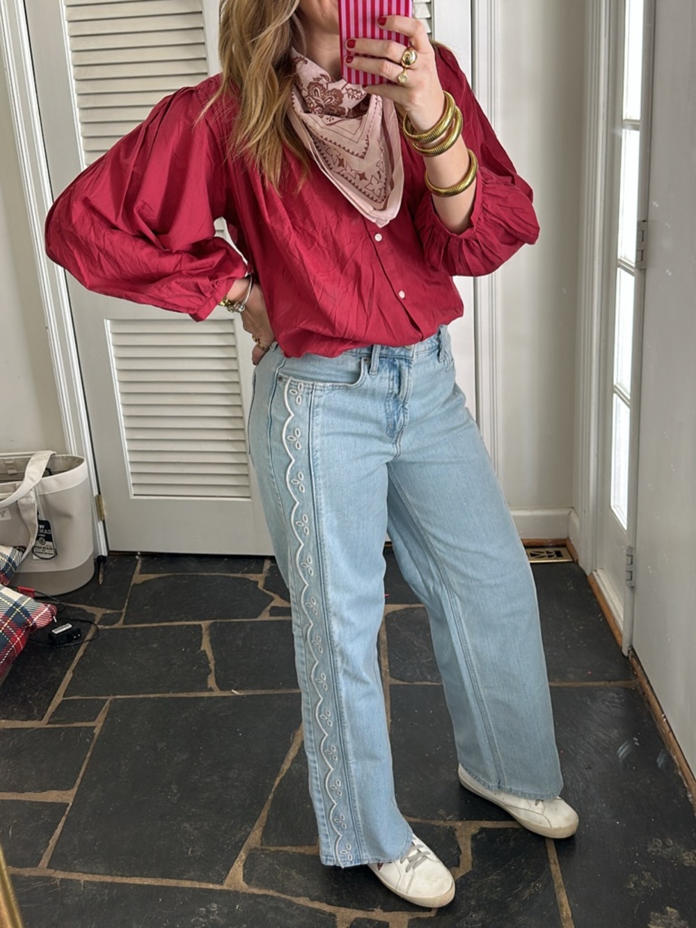 Worn once - Old Navy Light Blue Straight-Leg Jeans with Embroidered Side Panels